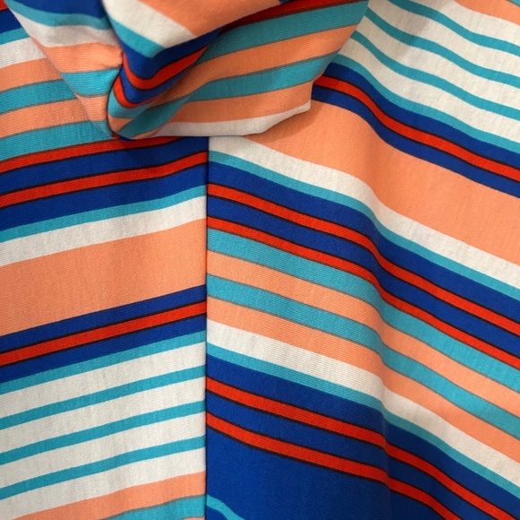 LuLaRoe Amber hoodie , NWT, 3x, multi striped - Picture 7 of 8